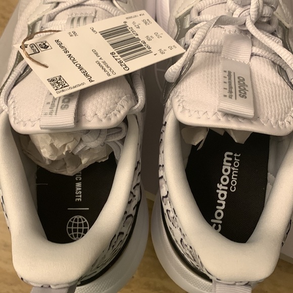 Adidas Sneakers - Picture 10 of 11